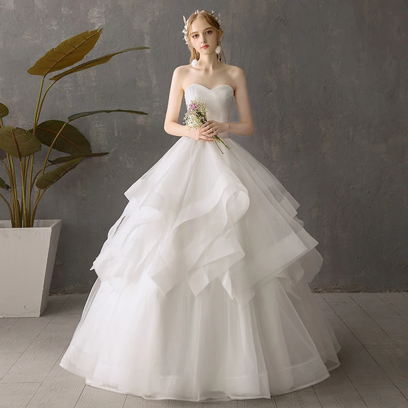 Enkel Elfenben Hage Utendørs Brudekjoler 2019 Ballkjole Kjæreste Uten Ermer Ryggløse Lange Gripende Ruffles