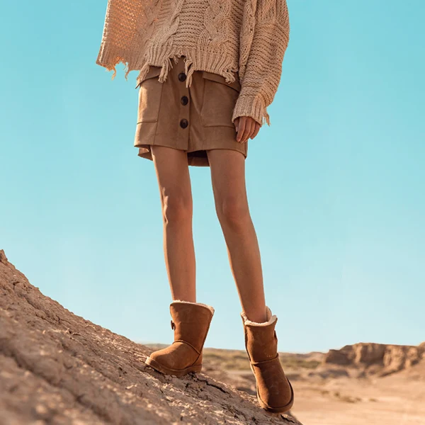 Schöne Kastanienbraune Schneestiefel 2020 Leder Schaltflächen Ankle Boots Winter Mittel-Heels Freizeit Runde Zeh Stiefel Damen