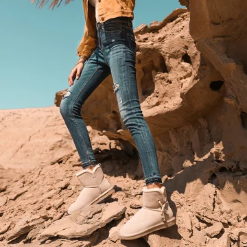 Chic Belle Beige Bottes De Neige 2020 De Laine Cuir Lacer Bottines Hiver Plate Désinvolte À Bout Rond Bottes Femme
