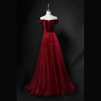 Chic Belle Bordeaux Daim Robe De Bal 2018 Princesse De L Épaule Manches Courtes Ceinture Appliques En Dentelle Train De Balayage Volants Dos Nu Robe De Ceremonie