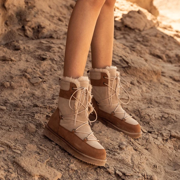 Mode Marrons Bottes De Neige 2020 De laine Cuir Lacer Mi-Mollet Hiver Plate À Bout Rond Bottes Femme
