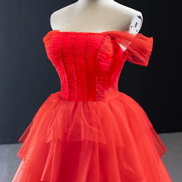 Two Tone White Red Bridal Wedding Dresses 2023 Ball Gown Off-The-Shoulder Short Sleeve Backless Beading Court Train Ruffle