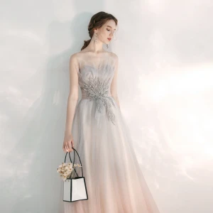 Elegant Grå Gradient Farge Perle Rosa Selskapskjoler 2020 Prinsesse Kjæreste Uten Ermer Appliques Blonder Glitter Tyll Beading Lange Buste Ryggløse Formelle Kjoler
