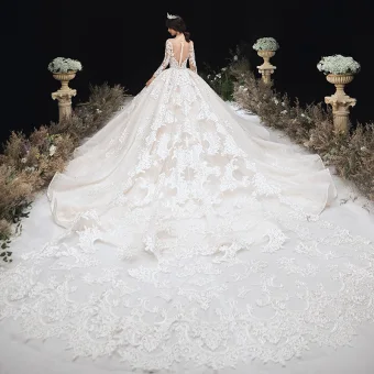 Luxury Gorgeous Champagne See Through Wedding Dresses 2020 Ball Gown Scoop Neck 3 4 Sleeve Handmade Beading Glitter Tulle Appliques Lace Royal Train Ruffle
