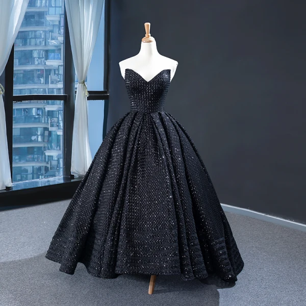 Scintillantes Noire Robe De Bal 2023 Robe Boule De l'épaule Détachable Manches Courtes Paillettes Perlage Train De Balayage Volants Dos Nu Robe De Ceremonie