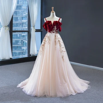 Två Tonig Röd Champagne Mocka Aftonklänningar 2023 Prinsessa Spaghettiband Korta Ärm Blomma Appliqués Spets Svep Tåg Halterneck Formella Klänningar