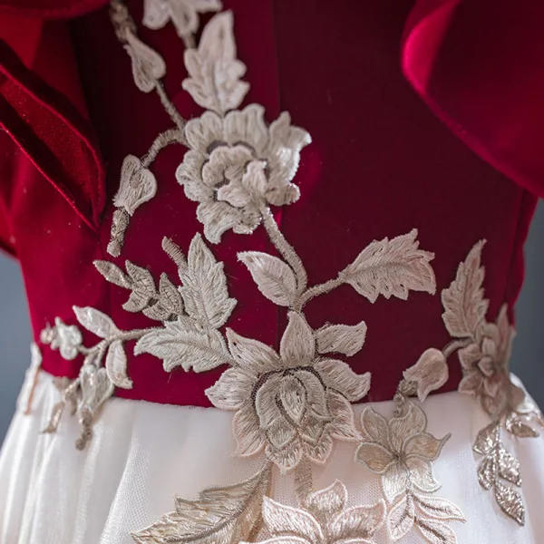 Deux tons Rouge Champagne Daim Robe De Soirée 2023 Princesse Bretelles Spaghetti Manches Courtes Fleur Appliques En Dentelle Train De Balayage Dos Nu Robe De Ceremonie