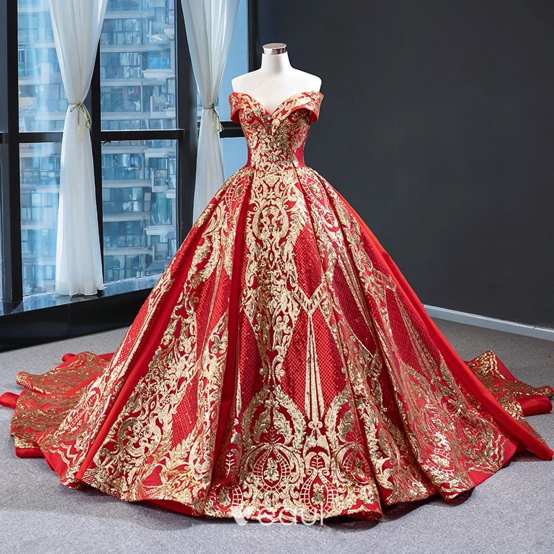 17 Unconventional Wedding Gowns - BAZAAR Bridal's Cabinet of Curiosities