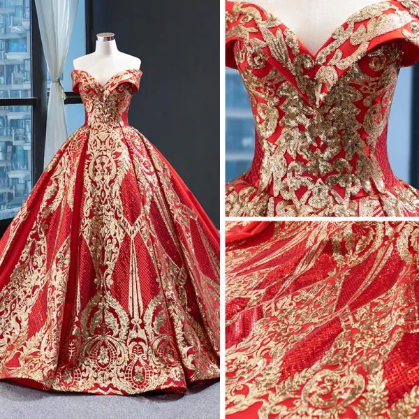 Luxury / Gorgeous Red Prom Dresses 2023 Ball Gown Off-The-Shoulder Short Sleeve Gold Appliques Sequins Chapel Train Ruffle Backless Formal Dresses