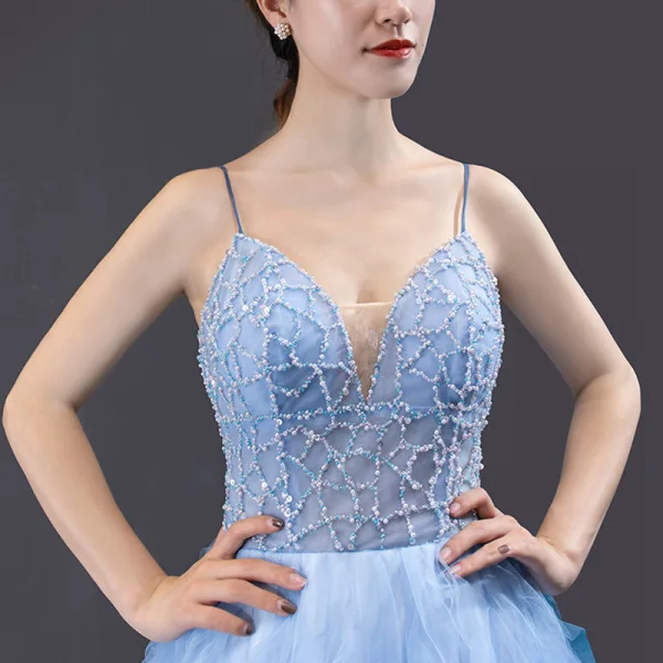 Fabuleux Bleu Ciel Robe De Bal 2023 Princesse Bretelles Spaghetti Sans Manches Perlage Train De Balayage Volants Dos Nu Robe De Ceremonie