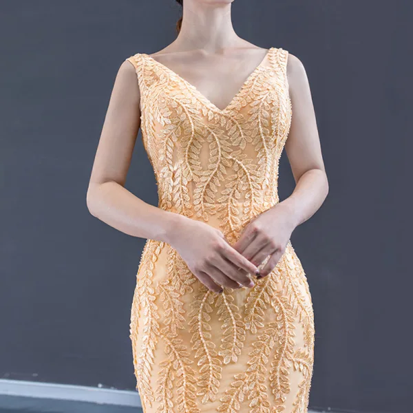 Best Champagne Gold Wedding Dresses Trumpet / Mermaid 2023 V-Neck Sleeveless Backless Leaf Appliques Lace Court Train
