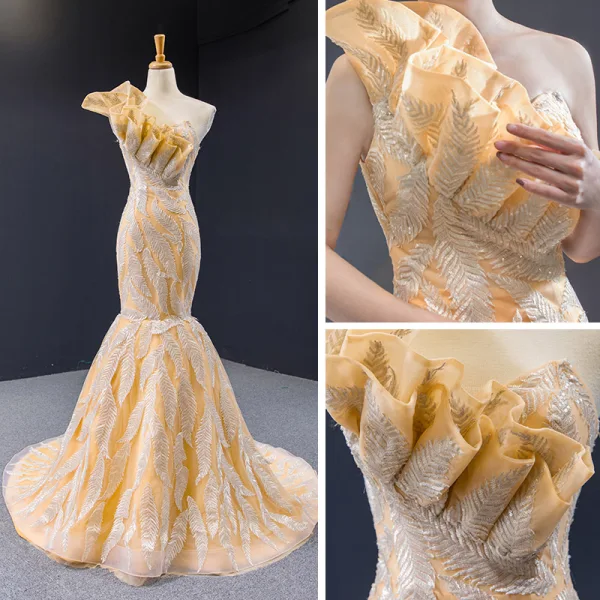 Haut de Gamme Champagne Doré Robe De Soirée 2023 Trompette / Sirène Une épaule Sans Manches Feuille Appliques En Dentelle Paillettes Chapel Train Dos Nu Robe De Ceremonie