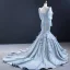 Luxe Gris Robe De Soirée 2023 Trompette / Sirène Transparentes Col v profond Gonflée Manches Longues Plumes Perlage Glitter Tulle Tribunal Train Volants