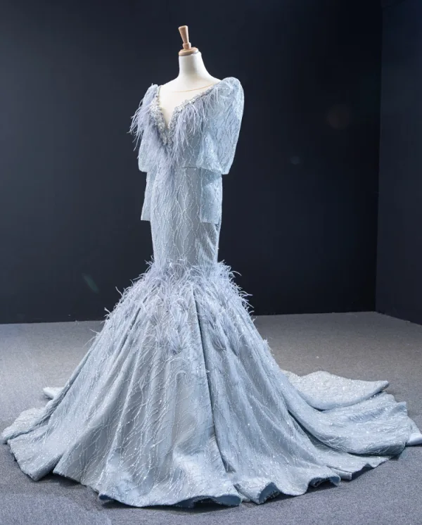 Luxe Gris Robe De Soirée 2023 Trompette / Sirène Transparentes Col v profond Gonflée Manches Longues Plumes Perlage Glitter Tulle Tribunal Train Volants