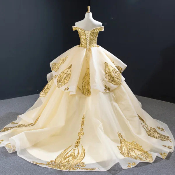 High-end Gold Wedding Dresses Ball Gown 2023 Off-The-Shoulder Short Sleeve Backless Appliques Sequins Court Train Ruffle