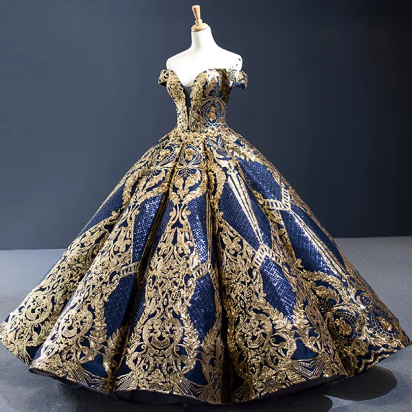 Luxury / Gorgeous Quinceañera Navy Blue Prom Dresses 2023 Ball Gown Off-The-Shoulder Deep V-Neck Short Sleeve Gold Appliques Sequins Floor-Length / Long Ruffle Backless Formal Dresses