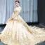 Haut de Gamme Champagne Transparentes Robe De Bal 2023 Robe Boule Encolure Carrée Manches Longues Perlage Glitter Appliques Paillettes Cathedral Train Volants Dos Nu
