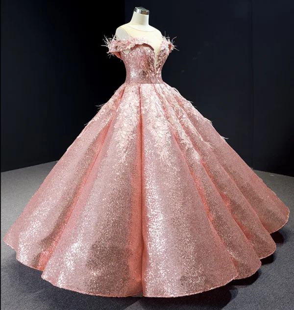 Glitzernden Pink Pailletten Tanzen Ballkleider 2023 Ballkleid Durchsichtige Rundhalsausschnitt Kurze Ärmel Applikationen Spitze Feder Lange Rüschen Rückenfreies