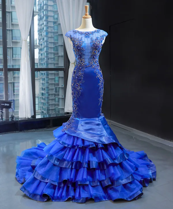 Luxe Bleu Roi Transparentes Robe De Soirée 2023 Trompette / Sirène Encolure Carrée Sans Manches Appliques En Dentelle Perlage Tribunal Train Volants Dos Nu Robe De Ceremonie
