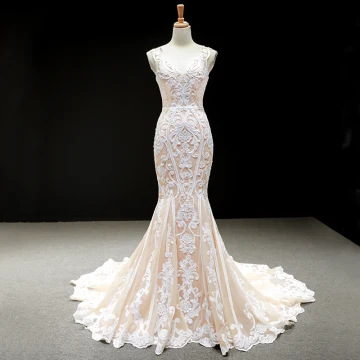 Luxury Gorgeous Champagne Wedding Dresses 2023 Trumpet Mermaid V Neck Sleeveless Backless Appliques Lace Chapel Train Ruffle