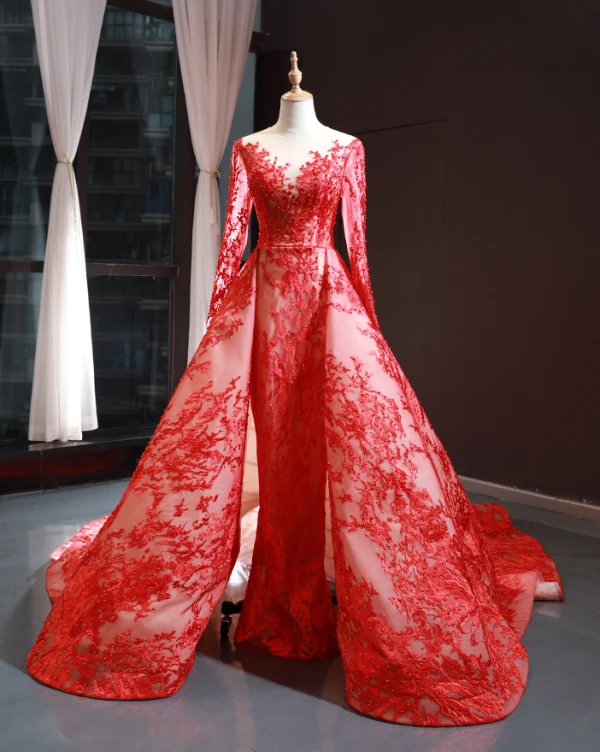 Luxury / Gorgeous Red Red Carpet Evening Dresses  2023 A-Line / Princess See-through Scoop Neck Long Sleeve Appliques Lace Beading Pearl Chapel Train Formal Dresses