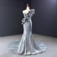 Glitzernden Silber Roter Teppich Abendkleider 2023 Meerjungfrau One-Shoulder Ärmellos Applikationen Spitze Pailletten Kapelle-Schleppe Rüschen Rückenfreies Festliche Kleider