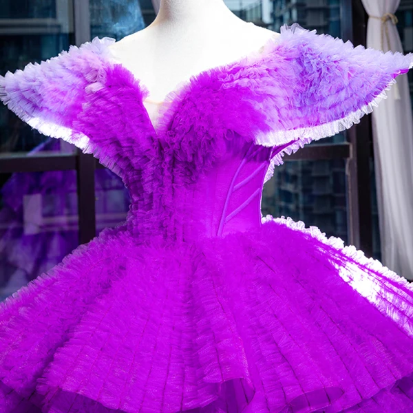 Luxury / Gorgeous Purple Red Carpet Prom Dresses 2023 Ball Gown V-Neck Cap Sleeves Court Train Cascading Ruffles Backless Formal Dresses