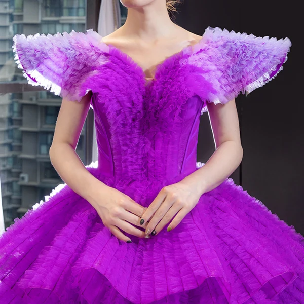 Luxury / Gorgeous Purple Red Carpet Prom Dresses 2023 Ball Gown V-Neck Cap Sleeves Court Train Cascading Ruffles Backless Formal Dresses