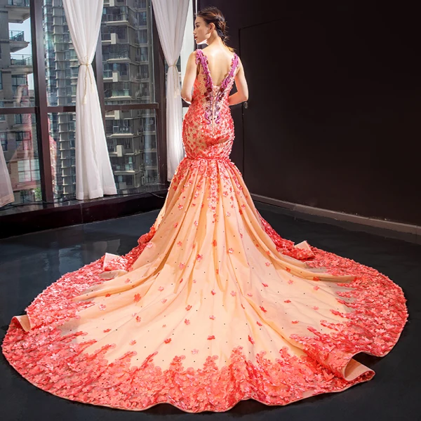 Flower Fairy Champagne Evening Dresses  2023 Trumpet / Mermaid V-Neck Sleeveless Watermelon Appliques Flower Rhinestone Beading Chapel Train Ruffle Backless