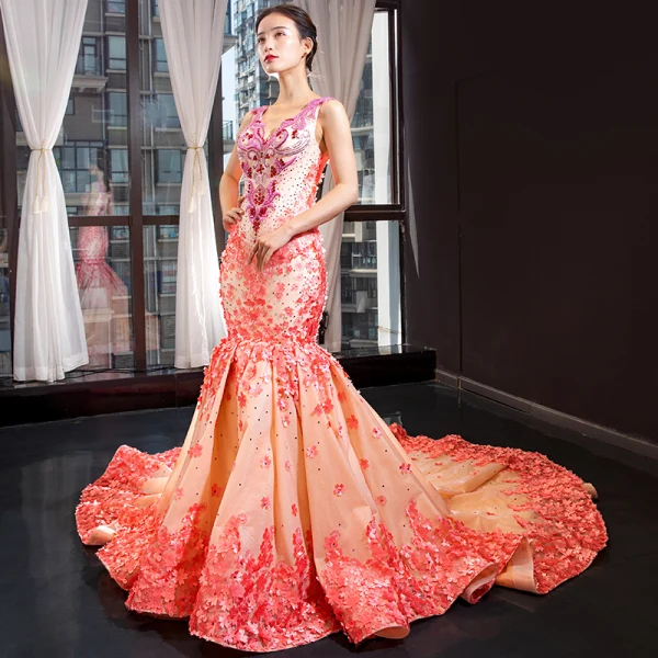 Flower Fairy Champagne Evening Dresses  2023 Trumpet / Mermaid V-Neck Sleeveless Watermelon Appliques Flower Rhinestone Beading Chapel Train Ruffle Backless