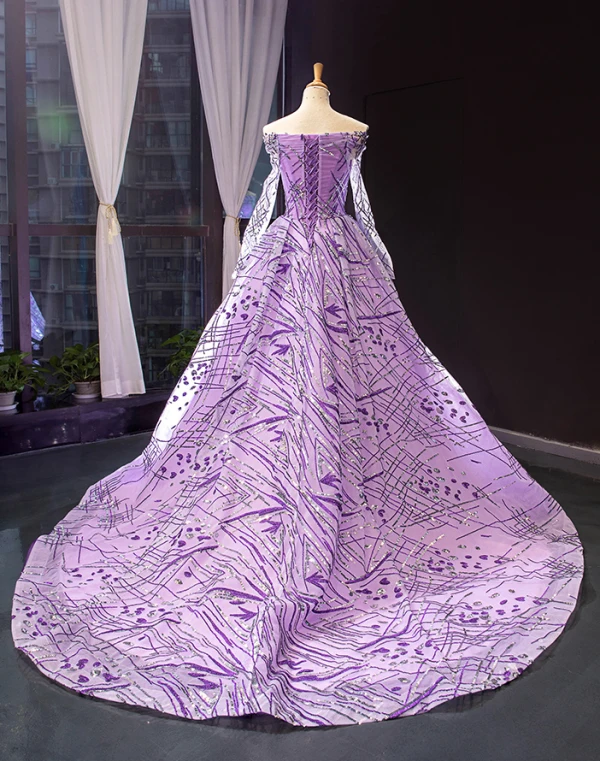 High End Lila Durchsichtige Abendkleider 2023 A Linie Off Shoulder Lange Ärmel Pailletten Hof-Schleppe Rüschen Rückenfreies Festliche Kleider