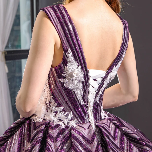 Luxury / Gorgeous Grape Dancing Prom Dresses 2023 Ball Gown See-through V-Neck Sleeveless Appliques Lace Beading Sequins Floor-Length / Long Ruffle Backless