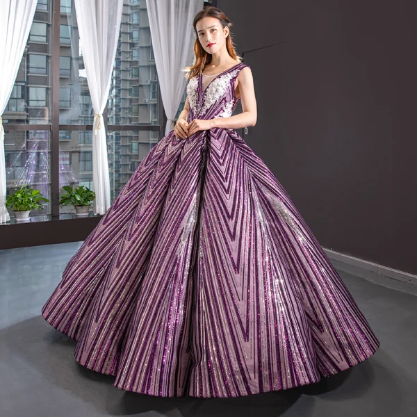 Luxury / Gorgeous Grape Dancing Prom Dresses 2023 Ball Gown See-through V-Neck Sleeveless Appliques Lace Beading Sequins Floor-Length / Long Ruffle Backless