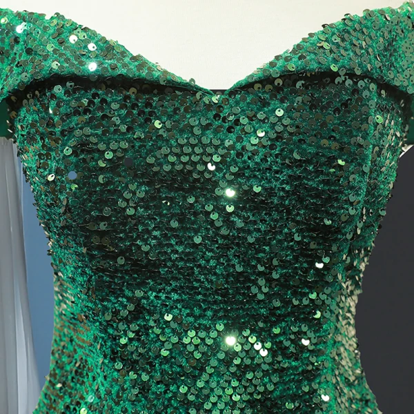 Scintillantes Vert Foncé Paillettes Tapis rouge Robe De Soirée 2023 Trompette / Sirène De l'épaule Manches Courtes Chapel Train Dos Nu Robe De Ceremonie