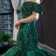 Scintillantes Vert Foncé Paillettes Tapis rouge Robe De Soirée 2023 Trompette / Sirène De l'épaule Manches Courtes Chapel Train Dos Nu Robe De Ceremonie