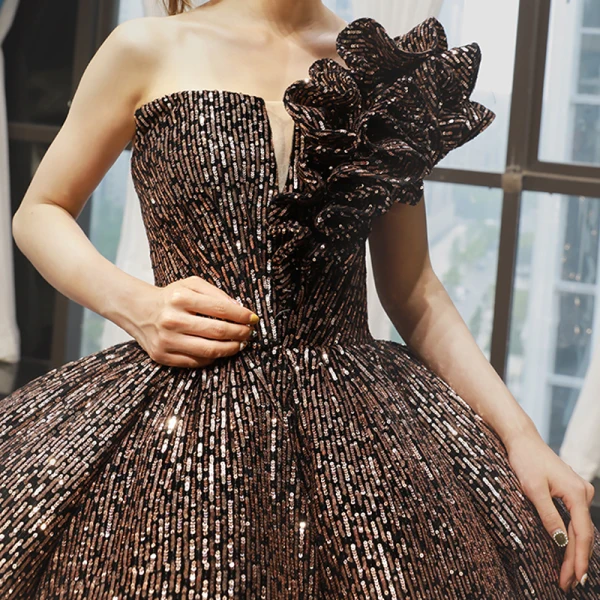 Sparkly Black Gold Sequins Dancing Prom Dresses 2023 Ball Gown One-Shoulder  Sleeveless Floor-Length / Long