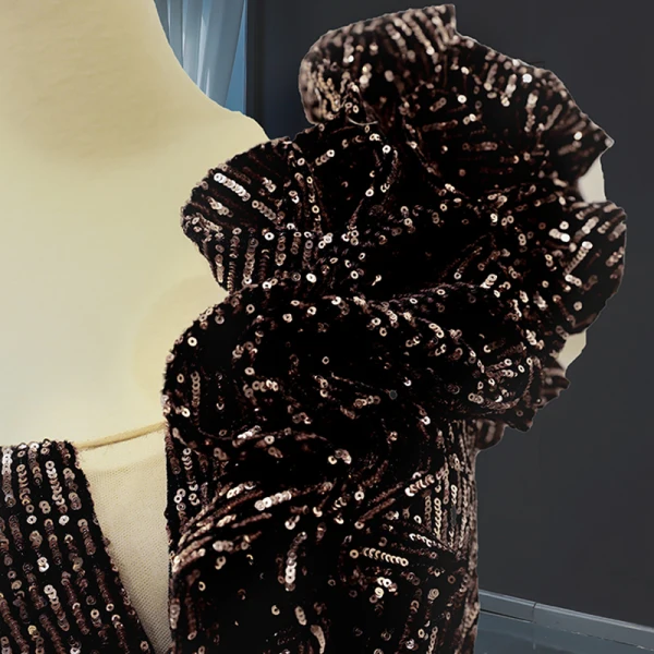 Glitzernden Schwarz Gold Pailletten Tanzen Ballkleider 2023 Ballkleid One-Shoulder Ärmellos Lange Rüschen Rückenfreies Festliche Kleider