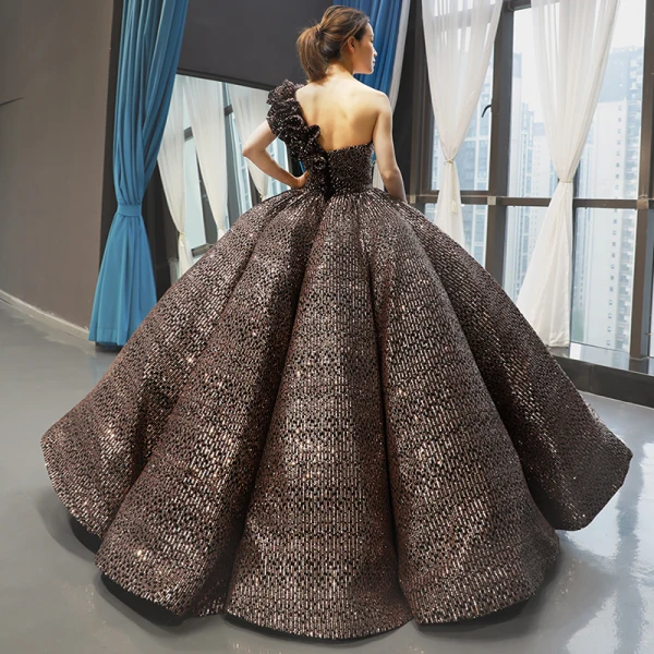 Glitzernden Schwarz Gold Pailletten Tanzen Ballkleider 2023 Ballkleid One-Shoulder Ärmellos Lange Rüschen Rückenfreies Festliche Kleider