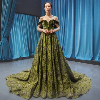High End Clover Green Velour Evening Dresses 2023 A Line Princess Off The Shoulder Short Sleeve Appliques Lace Beading Court Train Ruffle Backless Formal Dresses