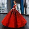 Luxury / Gorgeous Red Black Satin Dancing Prom Dresses 2023 Ball Gown Off-The-Shoulder Short Sleeve Backless Appliques Lace Beading Pearl Floor-Length / Long
