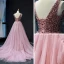 Haut de Gamme Perle Rose Robe De Soirée 2023 Princesse Col v profond Sans Manches Perlage Chapel Train Volants Dos Nu Robe De Ceremonie