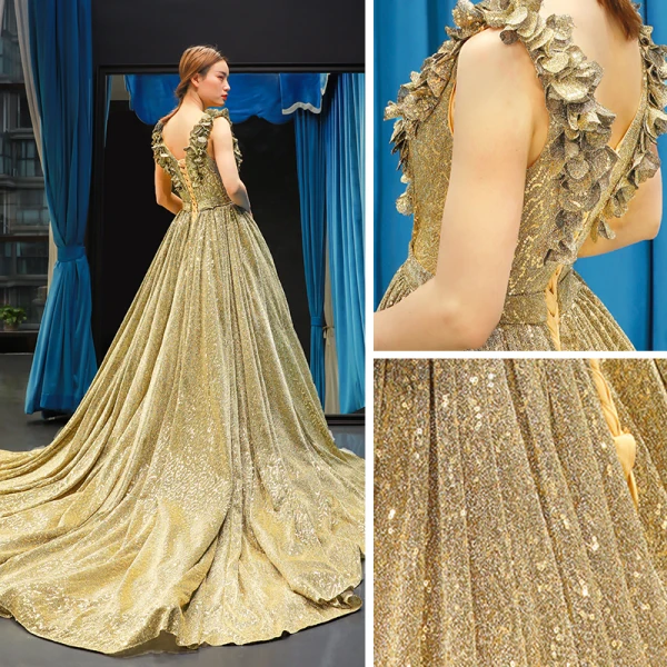 Scintillantes Doré Paillettes Robe De Soirée 2023 Princesse V-Cou Sans Manches Tribunal Train Volants Dos Nu Robe De Ceremonie