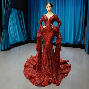 Fashion Burgundy Red Carpet Evening Dresses 2023 Trumpet Mermaid Deep V Neck Long Sleeve Bell Sleeves Sequins Court Train Ruffle Backless Formal Dresses