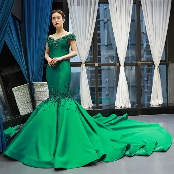 Luxury / Gorgeous Dark Green Satin Red Carpet Evening Dresses  2023 Trumpet / Mermaid See-through Scoop Neck Short Sleeve Appliques Flower Beading Chapel Train Ruffle Formal Dresses