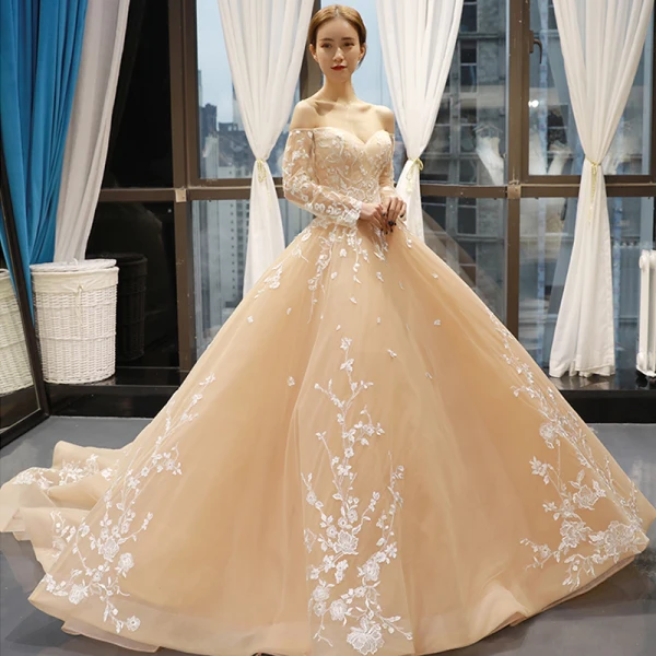High-end Champagne Bridal Wedding Dresses 2023 Ball Gown Off-The-Shoulder Long Sleeve Backless Flower Appliques Lace Court Train Ruffle