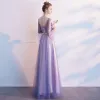 Mooie / Prachtige Betaalbare Lavendel Bruidsmeisjes Jurken 2019 A lijn Strik Gordel Lange Ruche Ruglooze Jurken Voor Bruiloft