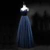 Moderne / Mode Bleu Marine Robe De Bal 2018 Princesse Bretelles Spaghetti Sans Manches Ceinture Perlage Longue Volants Dos Nu Robe De Ceremonie