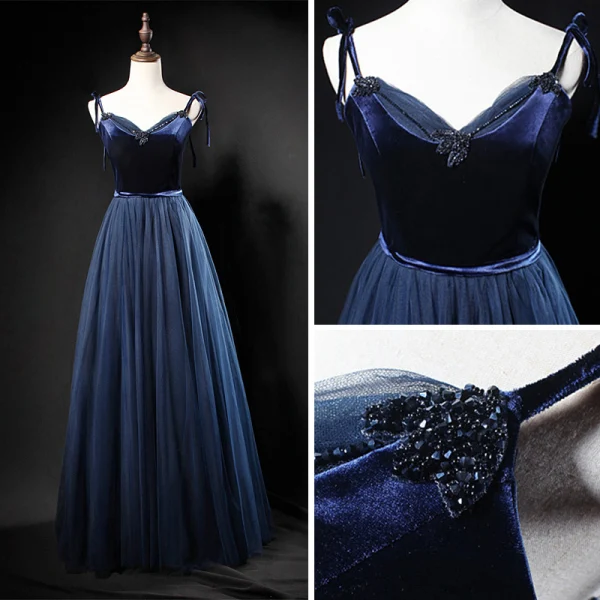 Modern / Fashion Navy Blue Prom Dresses 2018 A-Line / Princess Spaghetti Straps Sleeveless Sash Beading Floor-Length / Long Ruffle Backless Formal Dresses