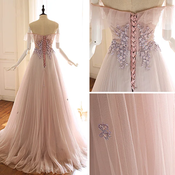Edles Pearl Rosa Ballkleider 2019 A Linie Off Shoulder Kurze Ärmel Applikationen Spitze Perlenstickerei Sweep / Pinsel Zug Rüschen Rückenfreies Festliche Kleider