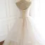 Chic / Belle Champagne Robe De Mariée 2019 Princesse Bretelles Spaghetti Sans Manches Dos Nu Appliques En Dentelle Tribunal Train Volants en Cascade